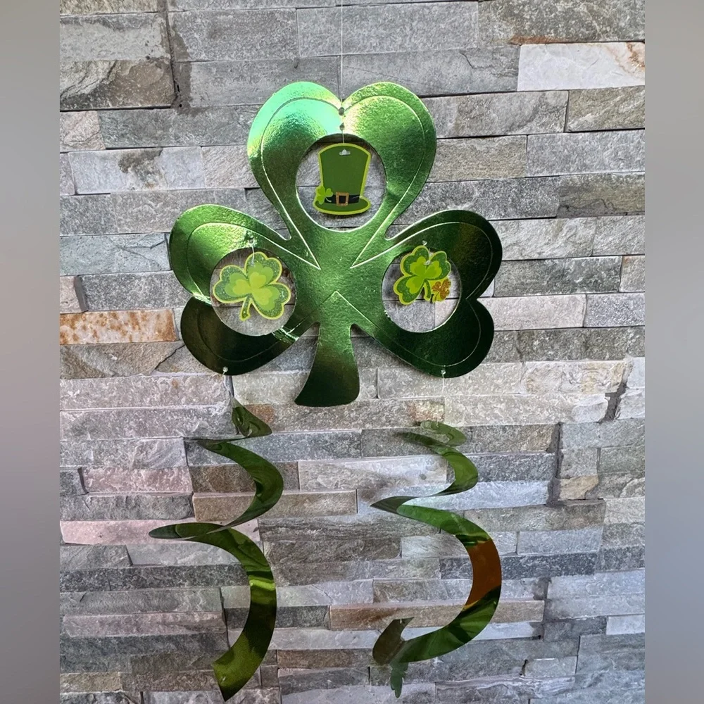 St. Patrick's Day Party Decoration Set - Green and Gold